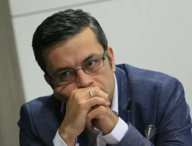 Тома Биков нападна Демократична България и попита на каква цена се разбрали с ДПС