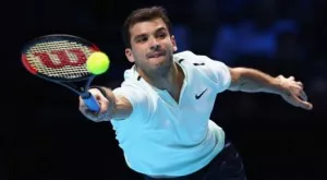 {{ otherArticle[0].article.title }}