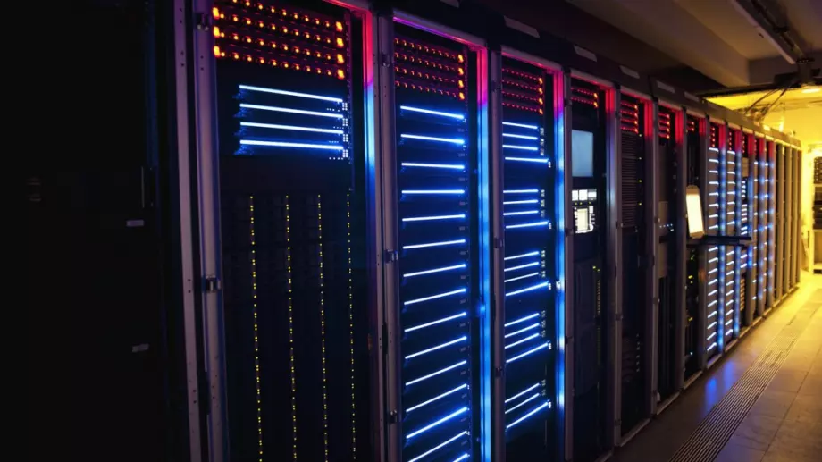 Почти 10,5 млн. лева ще струва новият суперкомпютър на БАН