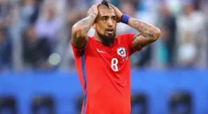 Артуро Видал се контузи и може да пропусне мача с Реал