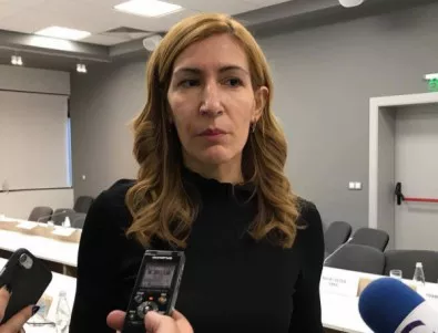Ангелкова пред Euronews:  Работим за това информационните технологии да се използват все повече в туризма