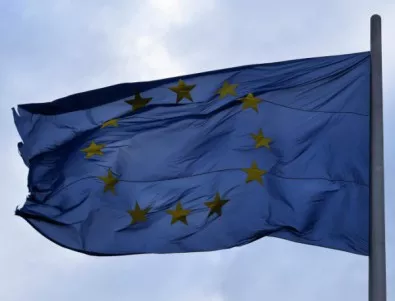 ЕС призна, че не може да се справи с износа на оръжия