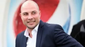 Играчите на Левски изпратиха Букарев с аплодисменти