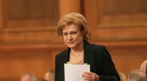 Менда Стоянова била "изненадана" от увеличението на максималния осигурителен доход