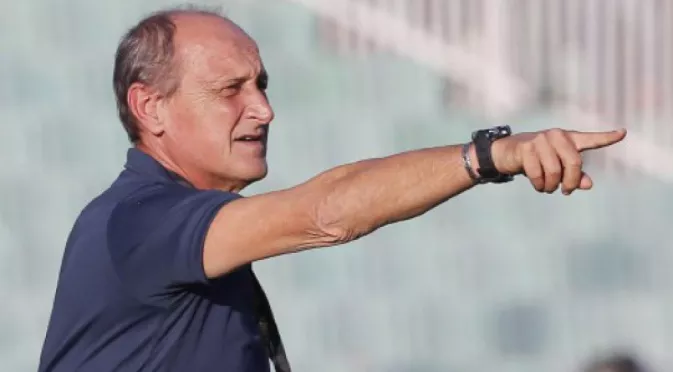 Стрес в Левски: В Италия спрягат Роси за треньор на националния