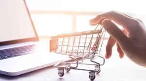 ЕП премахва ограниченията за трансгранично онлайн пазаруване