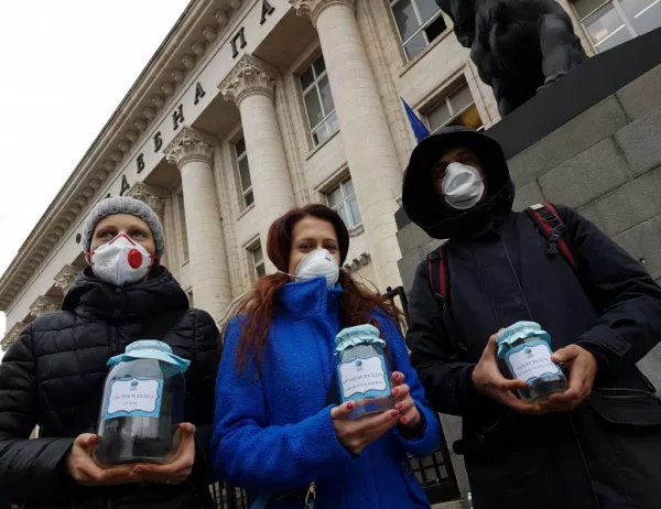 Внесоха обжалването за мръсния въздух на София в съда