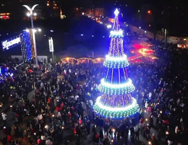 За празника на Бургас отново ще има Никулденско градче
