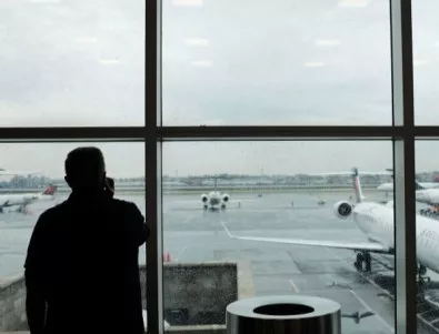 Самолет се приземи принудително в Букурещ заради заплаха от бомба