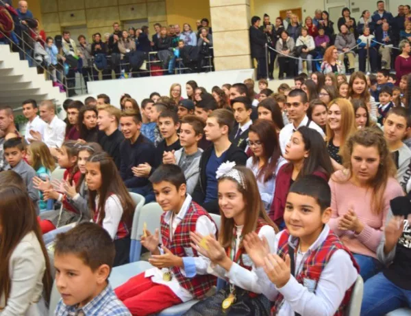 За първи път бургазлии ще гласуват онлайн за "Ученик на годината"