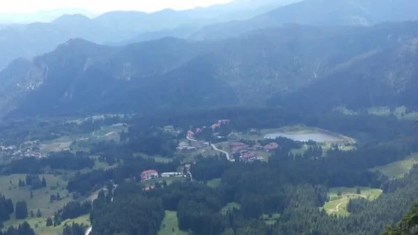 Над 1,4 млн. лв. приходи от нощувки за месец в Смолянско