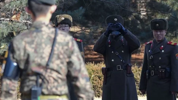 Южна Корея наложи нови санкции срещу Пхенян