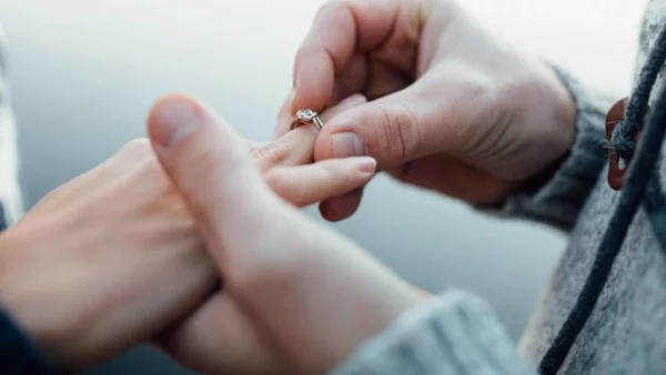 2-те зодии, които ще сложат годежен пръстен през НОЕМВРИ 