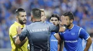 {{ otherArticle[0].article.title }}