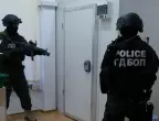Служители на ГДБОП задържаха двама при спецакция в София