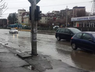 В София са подадени 6 сигнала за завиряване от дъждовете