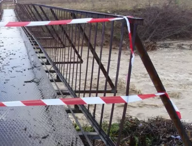 Обявени са нива на опасност в някои райони на Чехия заради порои
