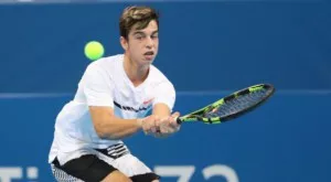 Адриан Андреев на 1/2-финал на Мастърс-а в Китай