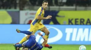 Керала Бластърс уволни треньора, привлякъл Бербатов