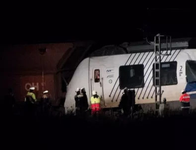 Влакове се сблъскаха в Германия, няма ранени българи