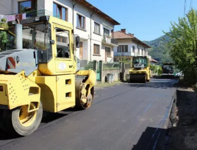 Отпускат на Тетевен 1 млн. лева за ремонт на общинската пътна и улична мрежа