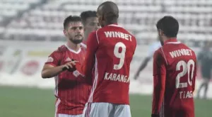 ЦСКА поднови тренировки без двама, но с потенциален нов