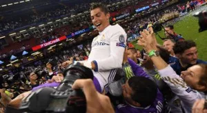 {{ otherArticle[0].article.title }}