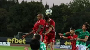 {{ otherArticle[0].article.title }}