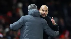 Грандовете от Манчестър влизат в спор за защитник на Лестър