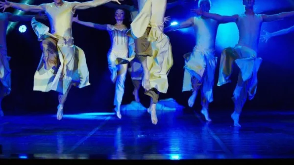Промо места за грандиозно коледно шоу на FLEXX BALLET в Бургас