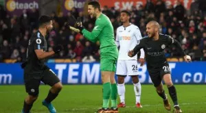 {{ otherArticle[0].article.title }}