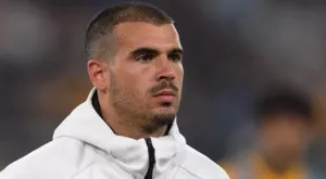 Играч на Юве към 12-годишен: Иди да плачеш при майка си, гадно дете, но тя е у нас