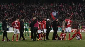 {{ otherArticle[0].article.title }}