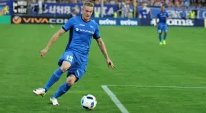 {{ otherArticle[0].article.title }}