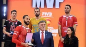 {{ otherArticle[0].article.title }}