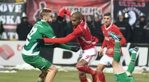 2017/12/18/0638458001513589086