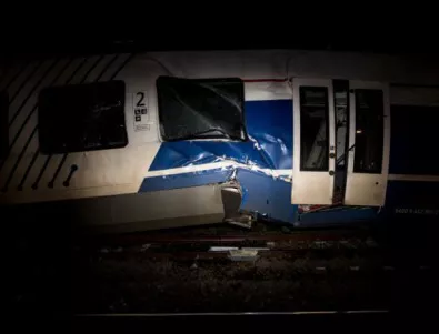 Ужасяваща катастрофа в Испания - два влака се сблъскаха челно