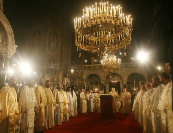 Патриарх Неофит с призив да приемем Спасителя, папата призова за състрадание