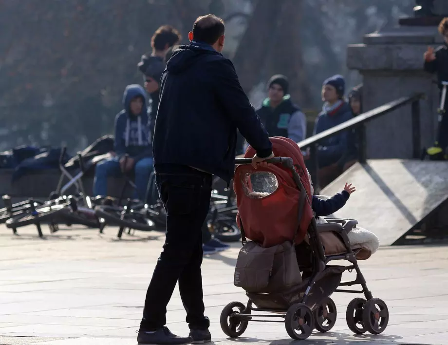 Заради коронавируса: 30-годишните не бързат да стават родители