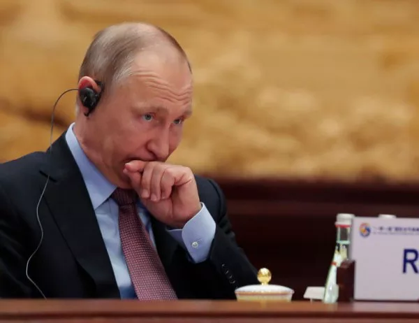 Путин официално преназначи Медведев за премиер