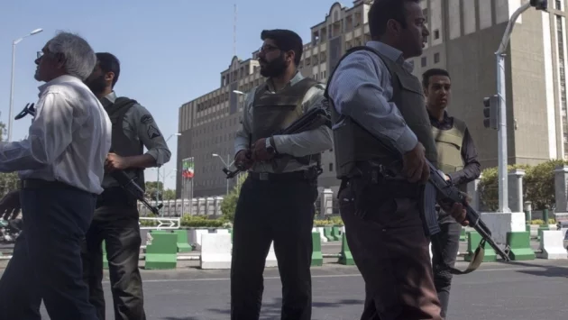 Тежко остава положението с коронавируса в Иран