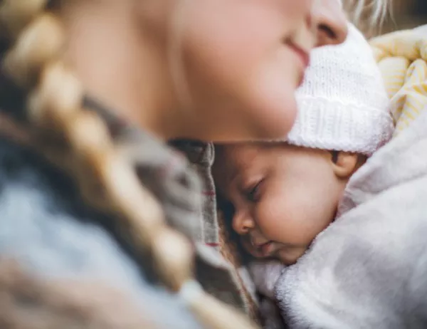 Бебета с рекордни размери проплакаха в София