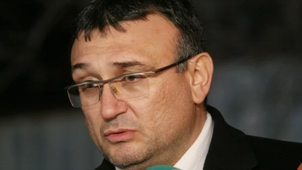 Синдикатите в МВР няма да дават времеви толеранс на Маринов