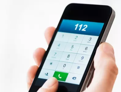 Румънска пенсионерка звъни 11 000 пъти за година на телефон 112, глобяват я
