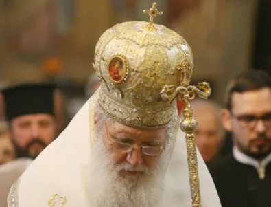 Патриарх Неофит отслужи света литургия за Националния празник