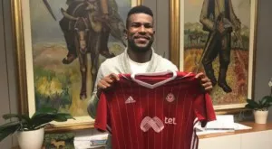 {{ otherArticle[0].article.title }}