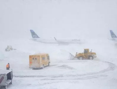 Отмениха около 300 полета от Мадрид заради снега