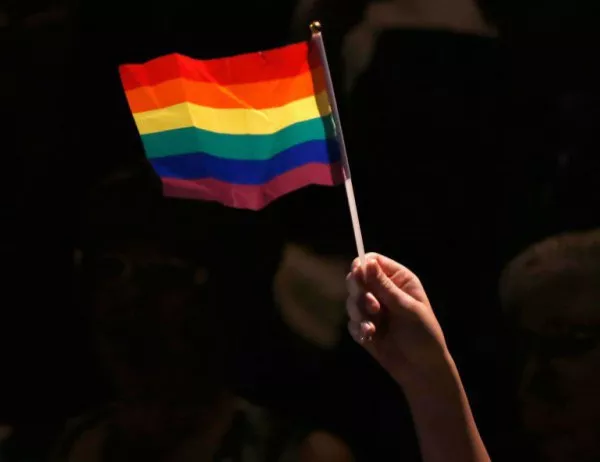 Черна гора се подготвя за легализация на гей браковете