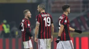 Фенове посрещнаха отбора на Милан във Варна