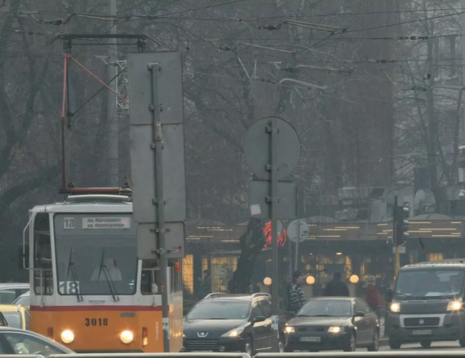 Общината твърди, че въздухът в София е по-чист, гражданите отричат
